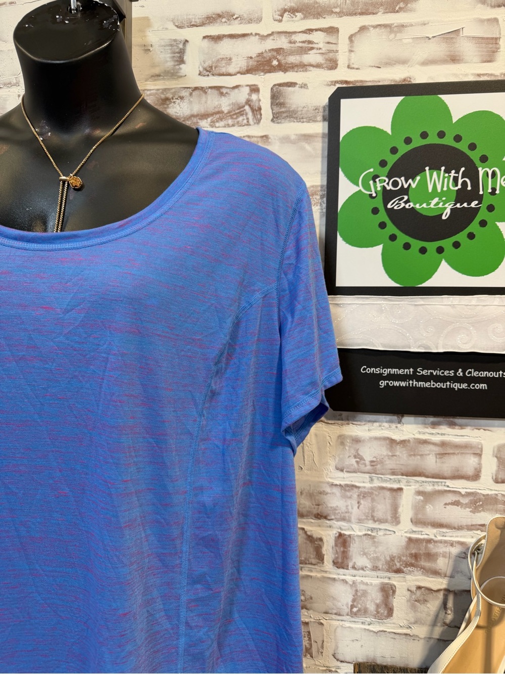 Danskin Now Blue Scoop Neck Short Sleeve Top 4X